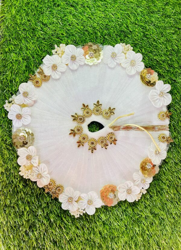 Designer White Laddu Gopal With Pagdi - Image 2